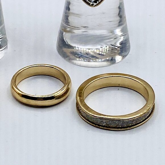 Set of 5 Gold Tone Fashion Rings Various Sizes New - Picture 5 of 5